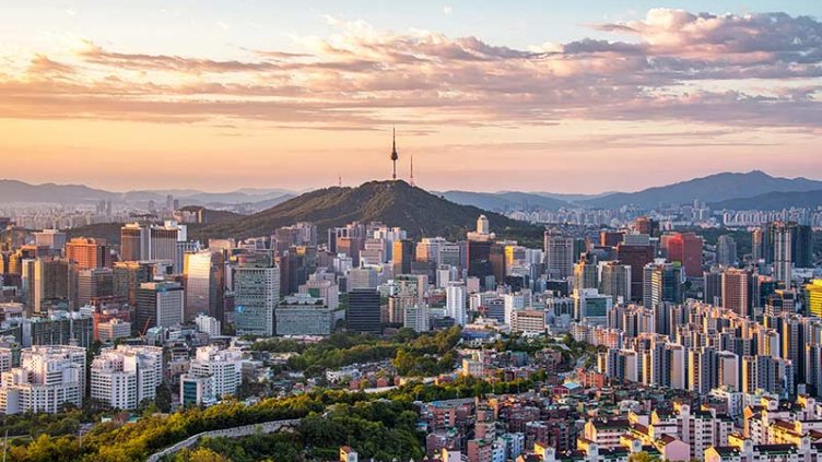 Seoul city Downtown skyline in Seoul, South Korea.