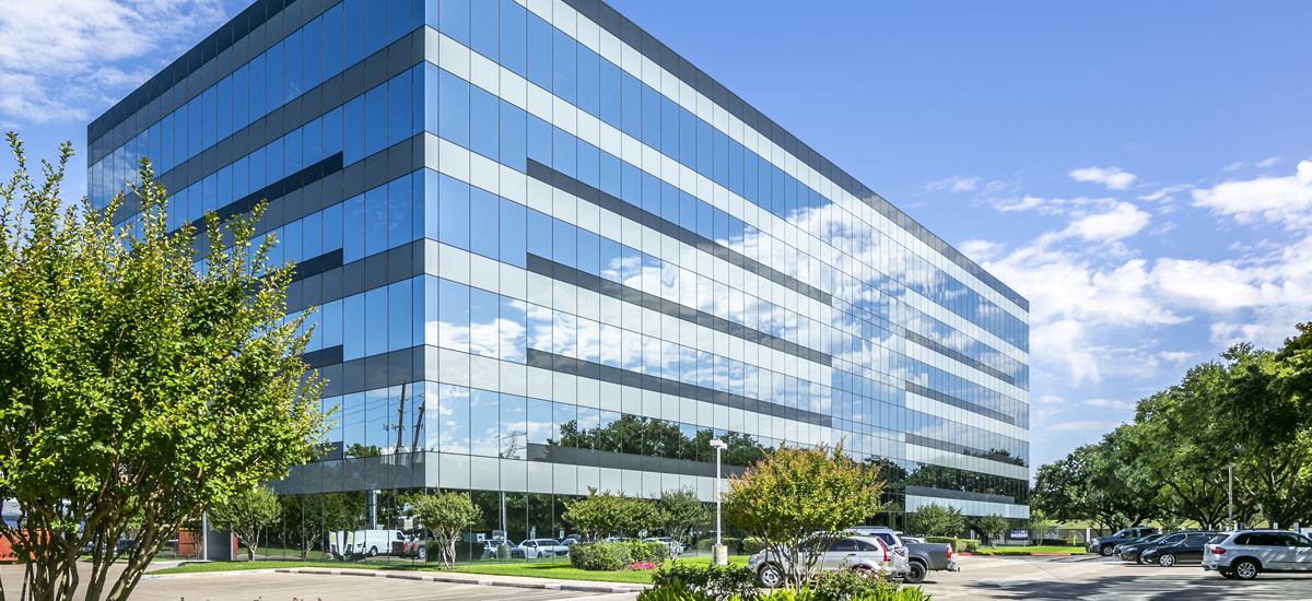 JLL completes sale and financing of Houston office building