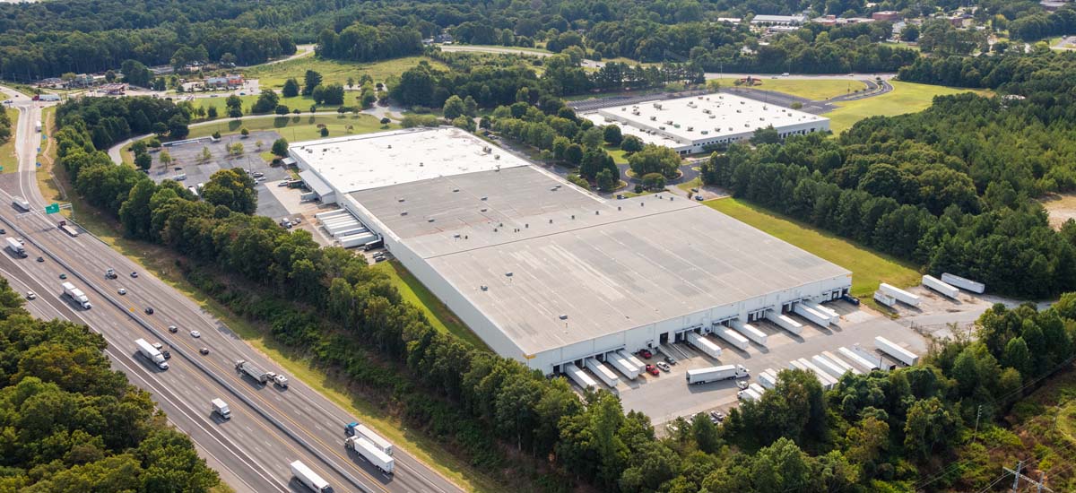 Fully leased distribution facility near Atlanta trades for $27.35M